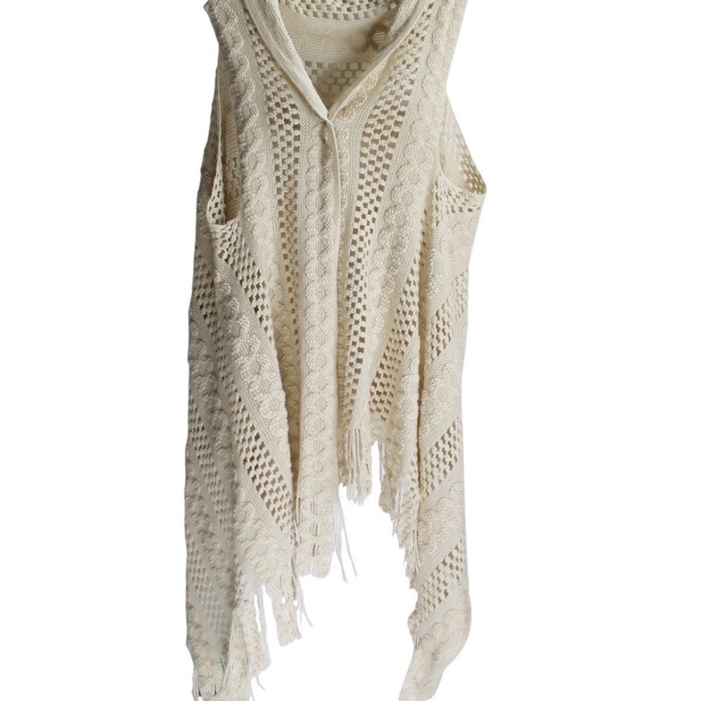Crochet Style Knitted Vest